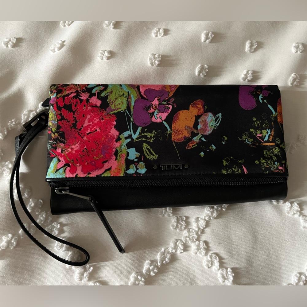 Tumi collage floral wallet